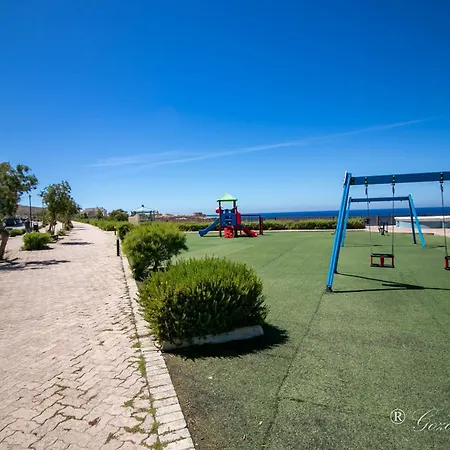 Seafront Marsalforn Żebbuġ