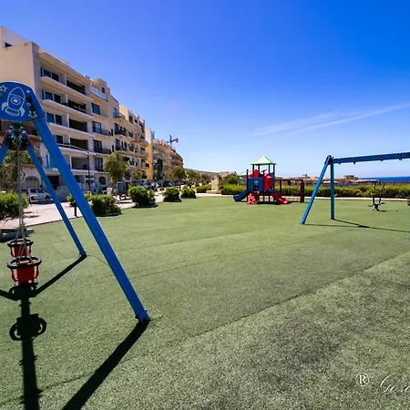 Seafront Marsalforn Apartman Żebbuġ